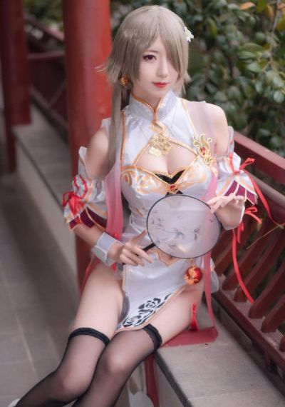 狠狠干av_剧情片全集免费观看