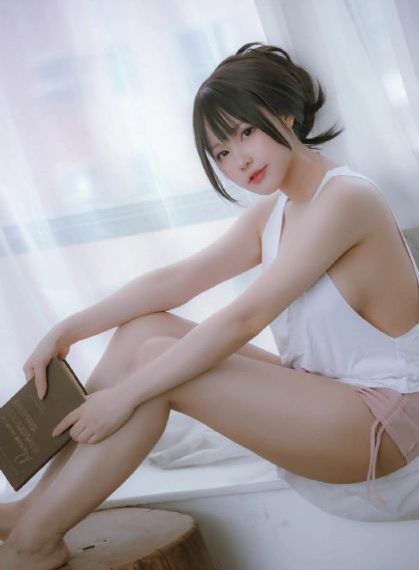 欧美贵妇办公室高跟鞋_1080P迅雷高清下载