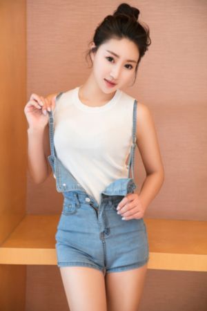 亚洲美乳美女_4K电影在线看